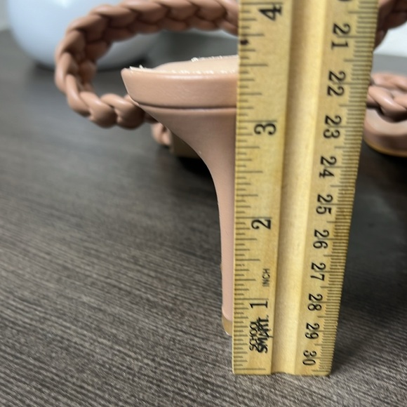 STEVE MADDEN Prema Braided Heel Sandals Womens - Picture 9 of 10